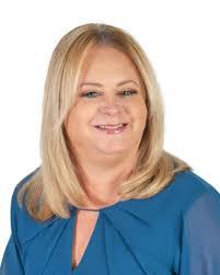 Phyllis Kennison's Instagram, Twitter & Facebook