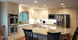 If you're planning a kitchen reno—or just want to be inspired—you need to know what designers are doing for 2019. Small Kitchen Design 2019 Novocom Top