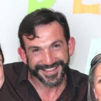 10 perfiles de «Carmelo Gomez»