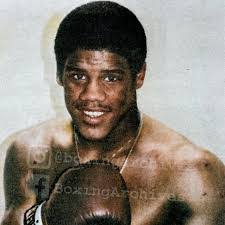 Holly Mims's Instagram, Twitter & Facebook