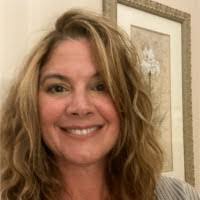 Laura Wingo's Instagram, Twitter & Facebook