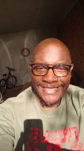 Hello I'm Everett Odom. I'm in my 20th year of educating and inspiring  young minds to grow. I'm currently employed by the East Baton Parish School  Board at Broadmoor Senior High School