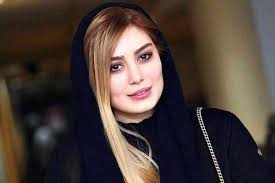 عکس جذاب و دیدنی سحر قریشی در طلافروشی شاهرخ استخری وایرال شد