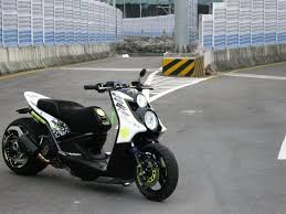 Ken Block Inspired Yamaha Zuma Yamaha Motor Scooters Scooter Custom