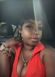 SisterSister!! Same daddy, you'd think we had the same momma! Gary Rowe  Brenda Hullum Faye Rowe look at y'all daughters!