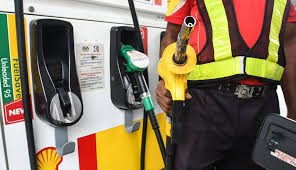 Naik turun harga minyak ni memang topik hangat setiap minggu, kengkadang hari jumaat pastu rabu. Harga Bbm Di Malaysia Tak Naik Bbm Ron97 Dijual Rp8 754 Liter Okezone Economy