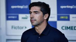 Abel Ferreira despista sobre Raphael Veiga e cobra reforços no Palmeiras: 'Alvos estão identificados'