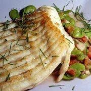 Aile De Raie Au Four On Peut Cuire Dans Un Court Bouillon Plutot Que Du Vin Blanc Et Ajouter Un Beurre Noi Recette Poisson Recettes De Cuisine Cuisine Poisson