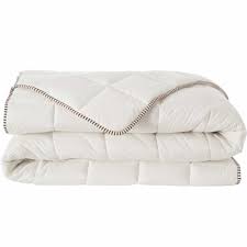 Tekstil ürünlerimizden olan yün yorganlarımız soğuk kış gecelerinde içinizi ısıtacaktır. Woozy Yun Yorgan Hibboux