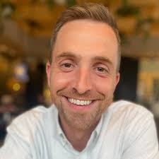 Five years ago, while I was working for the state of Arizona as the Faith  Liaison, ￼I sat in the arena at GCU for the launch event of CarePortal in  Maricopa county￼.