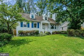 604 Crestwood Drive, Alexandria, VA 22302