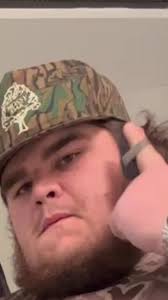 Guessing whats in my girlfriends makeup bag #grwmmakeup #relationshipgoals  #shaneprofitt #whatsinmybag