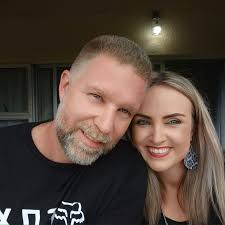 Hello ladies I need a prayer request I have experience so many  heartbreaking things this year and I havent been myself for a long time. I  just wish them pain will stop.