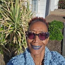 Last week gospel singer #LeAndria #Johnson was arrested again