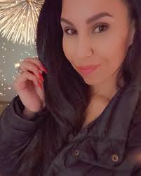 Angelique Tafoya's Instagram, Twitter & Facebook