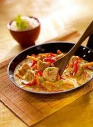 Recette De Poulet Coco Sauce Au Curry Jaune Recette Cuisine Poulet Coco Recette Poulet