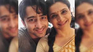 A few colors of love can be like this too) is an indian fiction romance television series, which premiered on 29 february 2016. Kuch Rang Pyaar Ke Aise Bhi Best Of Shaheer Sheikh And Supriya Pilgaonkar S Beta And Maa Moments Iwmbuzz