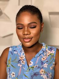 I attempted to recreate this look yesterday. My camera sucks tho 😵😵