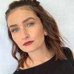 Leanne Whitley's Instagram, Twitter & Facebook