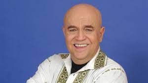 In his works has adopted elements of the space defining the mythical ancient romanian. Sb5utn39pzyfam