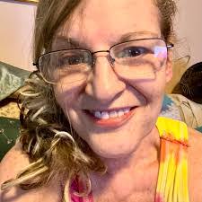 Angela Sheedy's Instagram, Twitter & Facebook