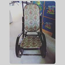 for sale hammock chair wood price 6 bd للبيع كرسي هزاز خشب السعر 6 bd tel 33770050 home decor furniture decor