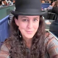 Where to find an old school car in Santa Cruz for a music video?