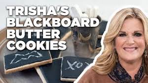 Country star trisha yearwood's sharing her down home recipes from her new cookbook, home cooking with trisha yearwood, and serving up some of your favorite dishes. Trisha Yearwood Makes Blackboard Butter Cookies Trisha S Southern Kitchen Food Network Youtube