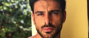 Yes it's me, it's massimo. Michele Morrone Zu Gefahrlich Netflix Ignoriert Beschwerden Uber 365 Dni Days Promiwood