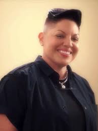 Exploring the Queer and Nonbinary Identity of Sara Ramirez as Che Diaz in  And Just Like That