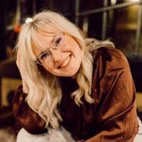 Whitney Carmichael's Instagram, Twitter & Facebook