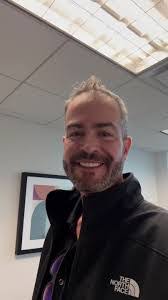 Bob Endy's Instagram, Twitter & Facebook