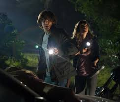Cunningham alacsony költségvetésből forgatott alkotása a filmtörténet egyik leghíresebb horrorja lett, melyhez az évek folyamán számos folytatást készítettek. Friday The 13th Pentek 13 1980 2009 Creepyshake Com