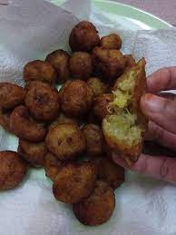 See what cekodok pisang (cekodokpisang) has discovered on pinterest, the world's biggest collection of ideas. Resepi Cekodok Pisang Simple Rangup Dan Lembut Bidadari My