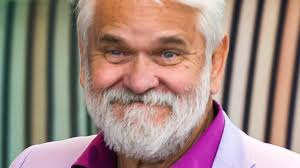 Hasse "Kvinnaböske" åker ut på sin sista turné