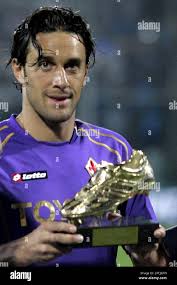 Fiorentina's Luca Toni looks