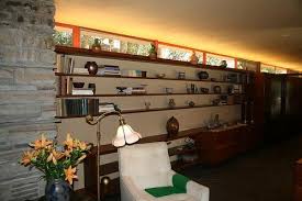 Falling Water Guest House Living Fallingwater Interior Frank Lloyd Wright Design Frank Lloyd Wright Usonian