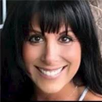 Wendy Bader's Instagram, Twitter & Facebook