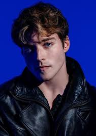 Fan Casting Froy Gutierrez as Mac Bell in Keep this to yourself