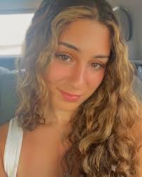 Car (@carly.silver) • Instagram photos and videos