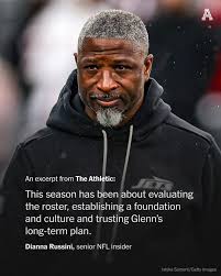 Aaron Glenn is safe. Woody Johnson is showing patience with Glenn and  Mougey. #JETS