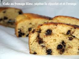 Cake Au Fromage Blanc Pepites De Chocolat Et A L Orange Dans Vos Assiettes Cake Au Fromage Blanc Pepite Chocolat Cake Au Fromage