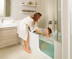 Badewanne mit tur fur gross und klein barrierearme losung. Barrierearme Badewanne Twinline 2 Mit Geteilter Tur C Artweger Gmbh Co Kg Now Your Talking This Tub Badewanne Badezimmer Klein Kleines Bad Mit Dusche