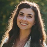 Alexandra Tipton's Instagram, Twitter & Facebook