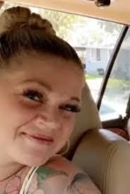 Amber Julian's Instagram, Twitter & Facebook