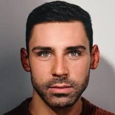 Robyn Hampton (@robyn_knowshowe)