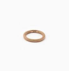 Sian design | by combining complex geometries and minimal design we create fine jewellery made of 18kt gold.explore our collection online. 33 Sian Design Collection No 1 Ideen