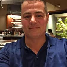 47歲爸爸偷瞞家人苦讀大學4年GPA近爆4同23歲女兒一齊畢業超驚喜| UHK 港生活