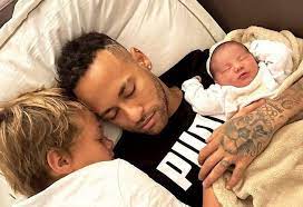 Neymar Jr. publica momento encantador com os filhos | Celebridades | Vogue