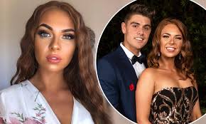 Love island's demi jones has been left heartbroken by nas majeed's shocking recoupling decision. Love Island Exclusive Demi Jones Breaks Her Silence On Luke Mabbott Split Daily Mail Online